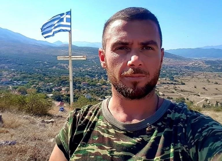 Έπεσε υπέρ πίστεως και πατρίδος ο εθνομάρτυρας – «Δεν κρυβόταν, κοίταζε στα μάτια τους δολοφόνους» – Τα Τίρανα προκαλούν και ο Τσίπρας έχει εξαφανιστεί!